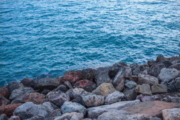Fototapeta na wymiar mar y roca