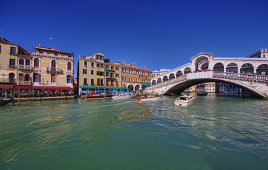 Rialto bridge in Venice city, Italy. day scene
