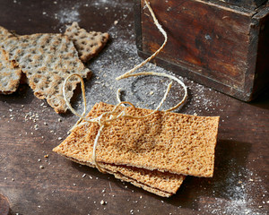 Rye crackers and old wooden box for lunch 