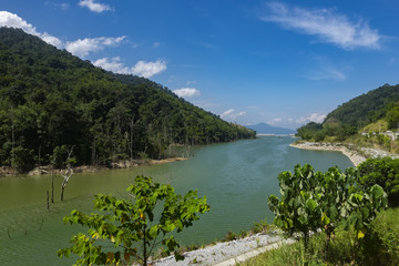Fototapeta na wymiar hidroelectric dam under bright sunny day located in Cameron Highland, Malaysia
