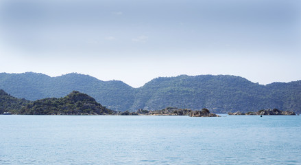 Fototapeta premium beautiful scenery of the mountains in the sea, Turkey