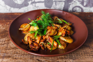  Potatoes with mushrooms