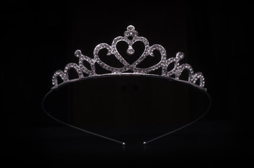 silver diadem with heart and diamonds isolated on white - obrazy, fototapety, plakaty