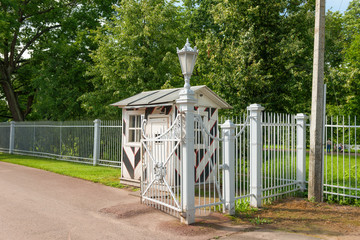 ST.PETERSBURG, RUSSIA - AUGUST 19, 2017: The gate of the Catherine Palace to the Park and house...