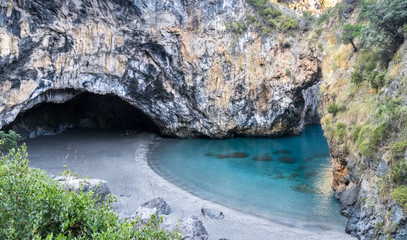 Grotta e spiaggia dell'Arcomagno San Nicola Arcella (Cosenza) 