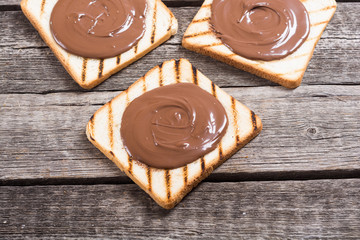 nut nougat cream sandwich