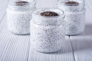Chia seeds yogyrt pudding