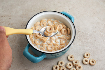 cereal with milk, cheerios with whole grain honey natural product