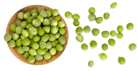 Green peas in a Cup isolated on white