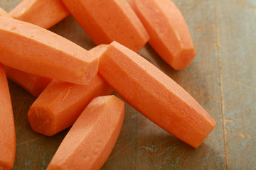preparing fresh carrots