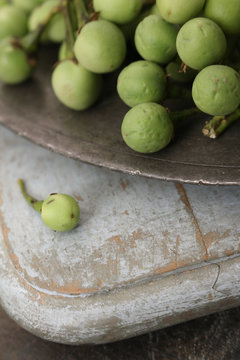 fresh Pea Aubegine bunch