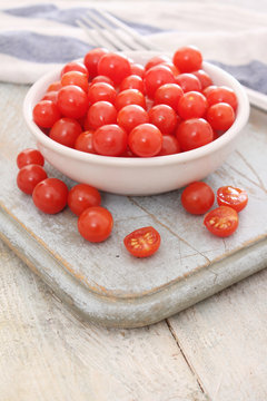 baby tomato tomberries