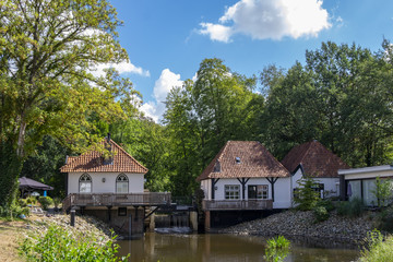 Fototapeta na wymiar Die Wassermühle Den Helder Ober-Slinge, Winterswijk