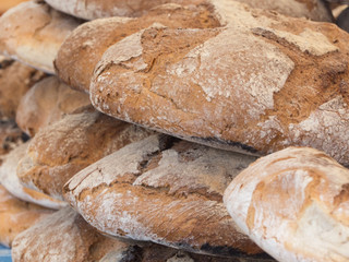 ARTISAN BREAD TRADITIONALLY MADE IN A WOOD-FIRED OVEN