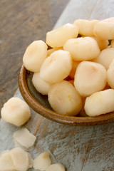 peeled water chestnuts