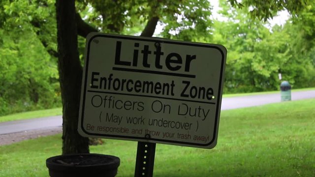 No littering sign.