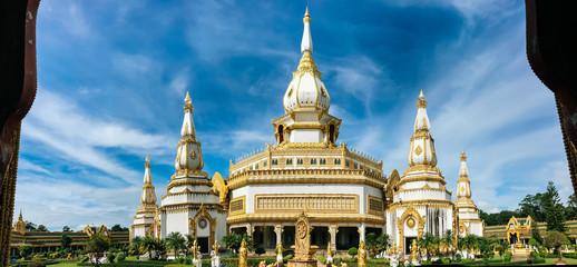 Phra Maha Chedi Chai Mongkol.
