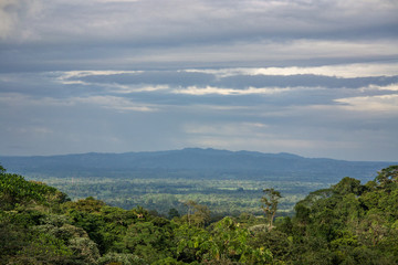 natural viewpoint of the cloudy sky and the mountain
