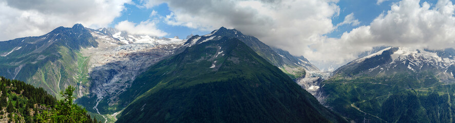 Fototapeta na wymiar High Alps panoramic view. Border of France and Swiss.