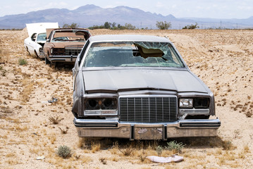 Obraz na płótnie Canvas abandoned cars