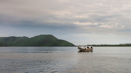 Fototapeta na wymiar Conceicao lagoon in Florianopolis, Brazil