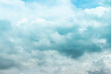 Obraz premium the beautiful sky and beautiful clouds on blue sky 