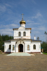 Fototapeta na wymiar Okovetsky Holy source in the Tver region, Russia. Chapel of The Mother of God Okovetskaya
