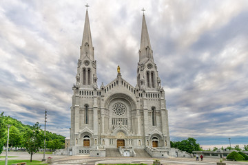 Fototapeta na wymiar View at the facade of Basilica Sainte Anne de Beaupre in Canada