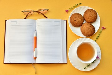 diary and breakfast