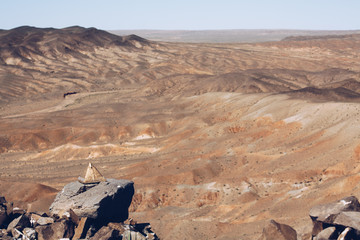 Vue depuis un site Bouddiste du désert de Gobi
