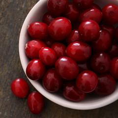 preparing fresh cranberries
