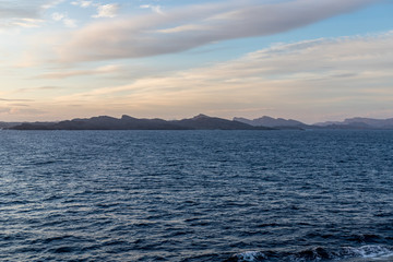 Sonnenuntergang in den Fjorden Norwegens