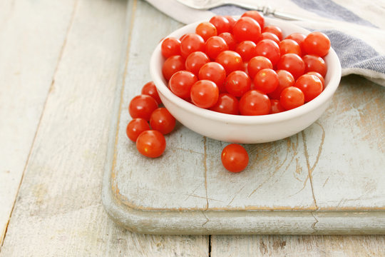 baby tomato tomberries