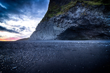 Reynisfjara Beach Islandia © Justyna