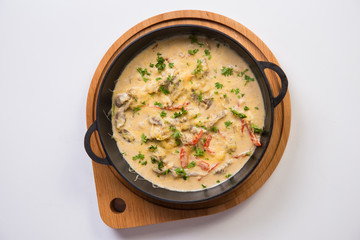 chicken in creamy sauce