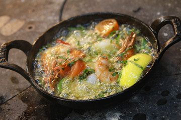 cooking baked prawns