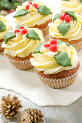 decorated cup cakes