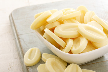 white confectioners chocolate