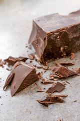 loose chocolate pieces