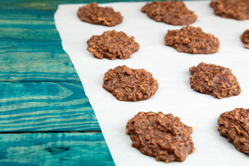 No Bake Chocolate Peanut Butter and Oat Cookies
