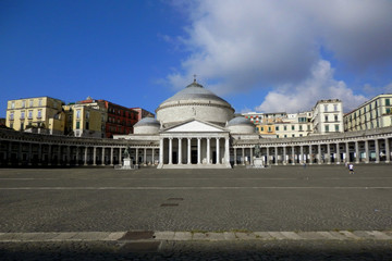 Napoli piazza plebiscito