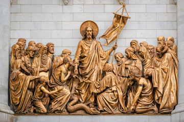 Fototapeta na wymiar Facade sculptures at Cathedral of Christ the Saviour in Moscow