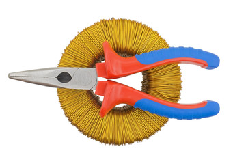 Voltage toroidal transformer and cutting pliers