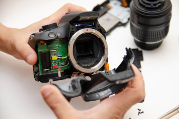  Repair of a broken digital SLR camera
