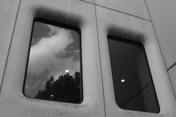 Moderne Architektur in Beton und Glas