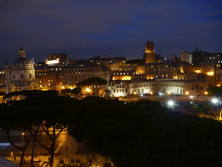 Fototapeta na wymiar Une nuit à Rome, Italie