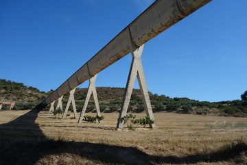 viadukt &uuml;ber boden