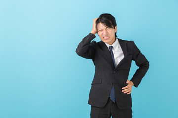 疲れたミドル男性　ビジネス