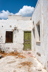 Fototapeta premium Green Faded doorway