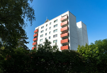 Mehrfamilienhaus